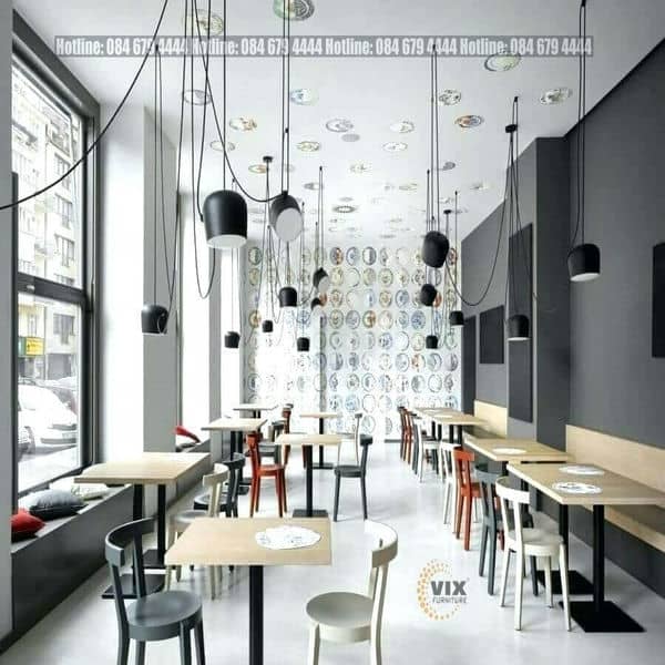 Sắp xếp vật dụng khoa học trong showroom